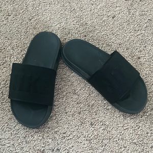 Nike slides